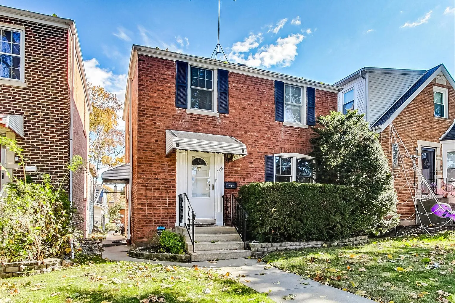 5135 N Normandy Ave photo 1
