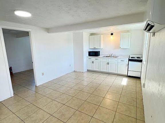 3rd image of 3412 Clarinda St Lot 4
