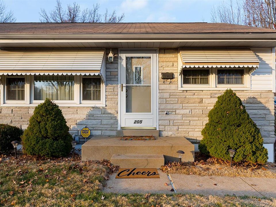 1st image of 205 Saint Diana Ln