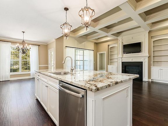 2nd image of 7447 Peachland Dr