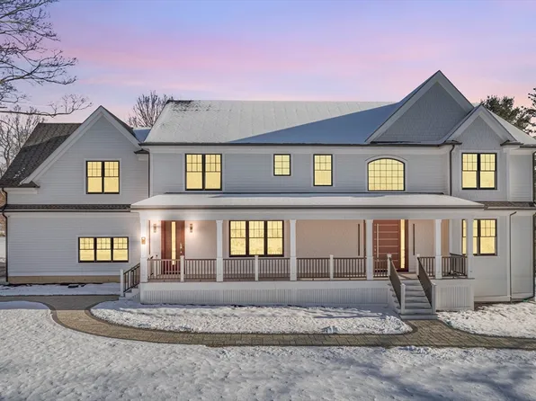 260 Salem St, Andover, MA 01810