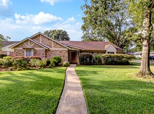 11402 Valley Stream Dr, Houston, TX 77043