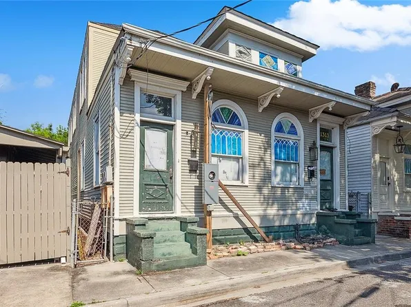 1311 Vignaud St, New Orleans, LA 70119