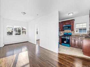 953A E 217th St #2NDFLOOR, Bronx, NY 10469