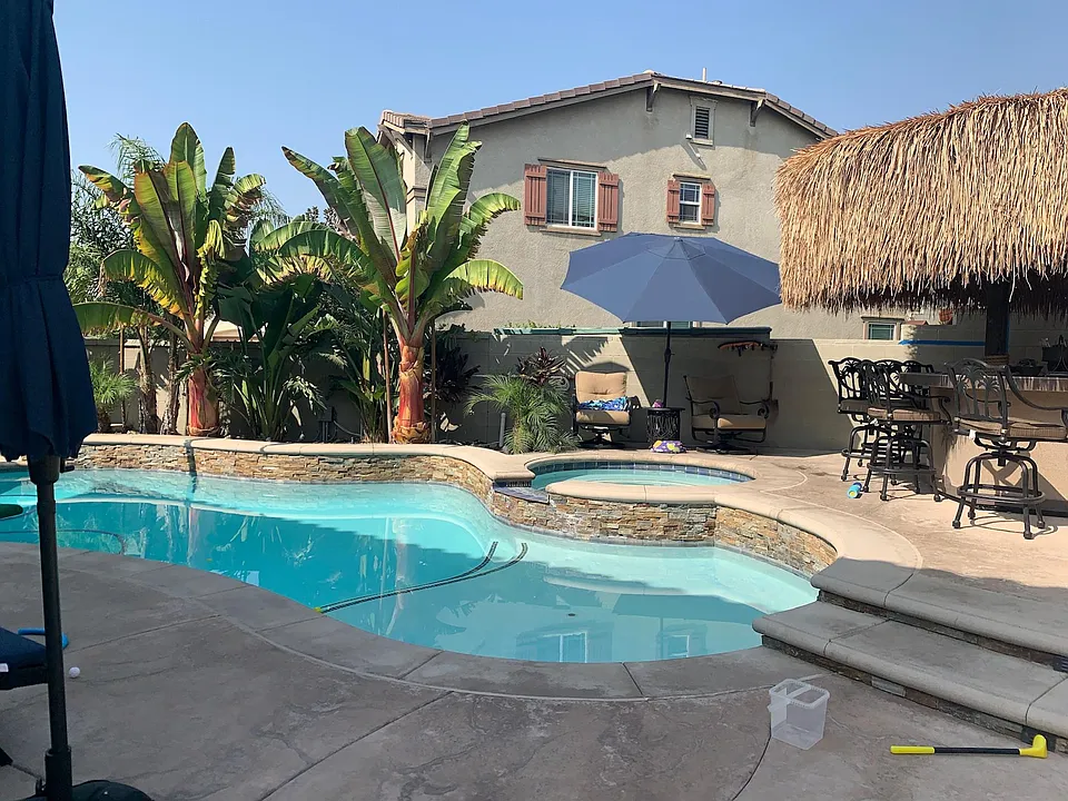 6861 Earp Way