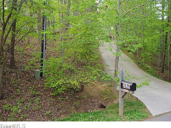 3rd image of 3525 Baxter Rd