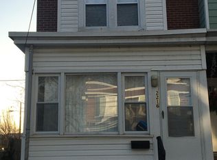 2216 Upland St, Chester, PA 19013