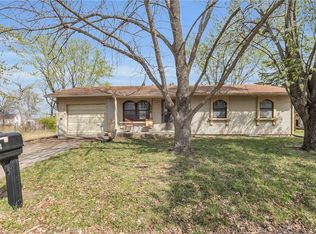 504 N Ash St, Garnett, KS 66032