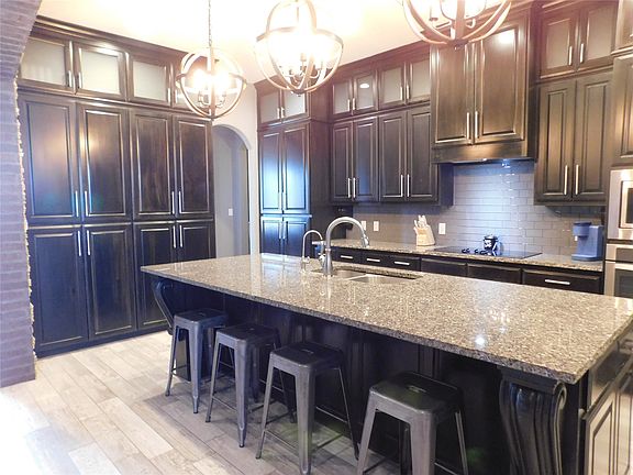 5th image of 204 Jermyn Rd