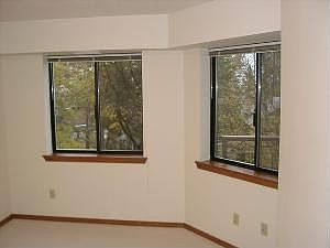 4th image of 221 E Rockwood Blvd APT 213