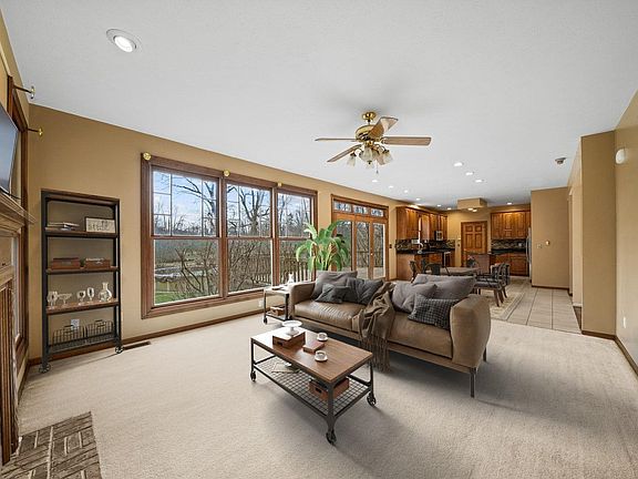 3rd image of 53124 Cobus Oaks Dr