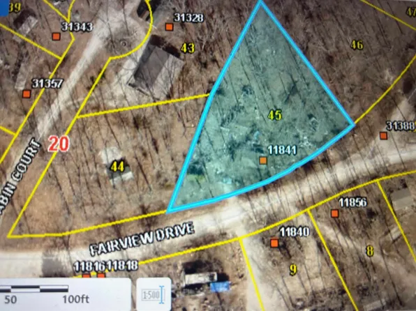 11841 Fairview Dr, Warsaw, MO 65355