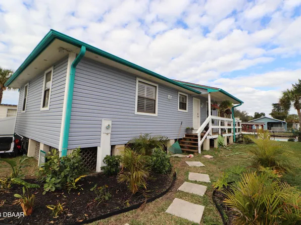 145 Douglas St, Edgewater, FL 32141