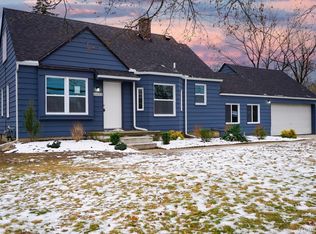 24993 W Nine Mile Rd, Southfield, MI 48033