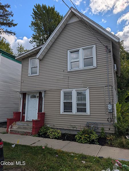 2nd image of 413 Summit Avenue