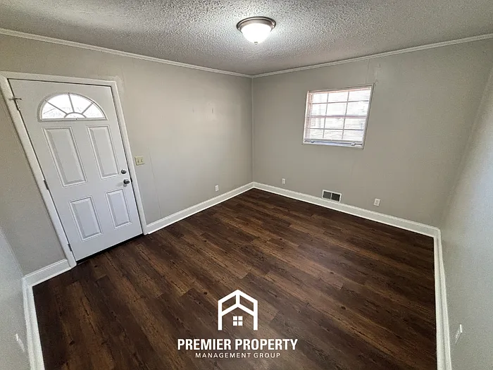 Building Photo - 634 Broken Bow Cir
