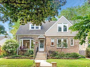 5243 Greenwood St, Skokie, IL 60077