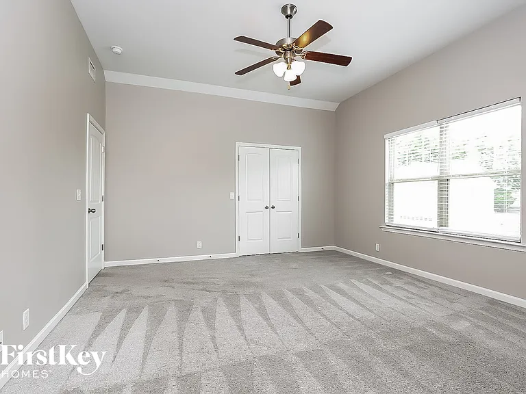 3241 Mapleside Ln — Photo 12