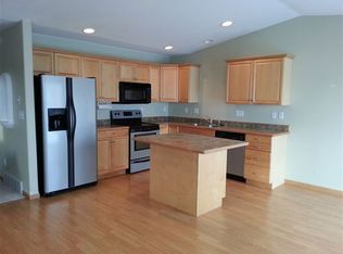 3672 Harrison St S, Fargo, ND 58104