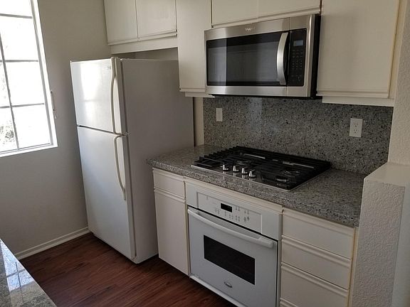 3rd image of 10858 Sabre Hill Dr