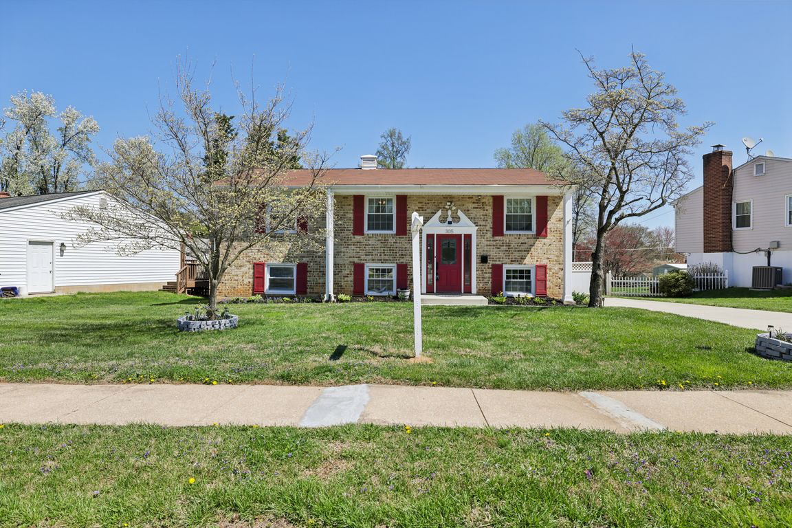 Janet Rd-S0804-001.jpg