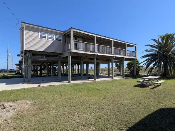 112 Norah Ln, Grand Isle, LA 70358
