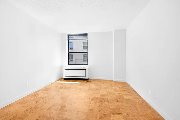 Rented by Cooper & Cooper Real Estate | media 26