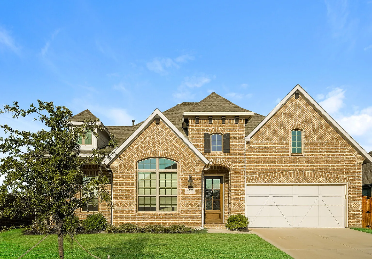 3 bed, 2.5 bath, 2539 sqft, $4,150 — Photo 1