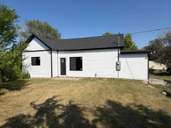 106 Grant Ave, Granville, ND 58741