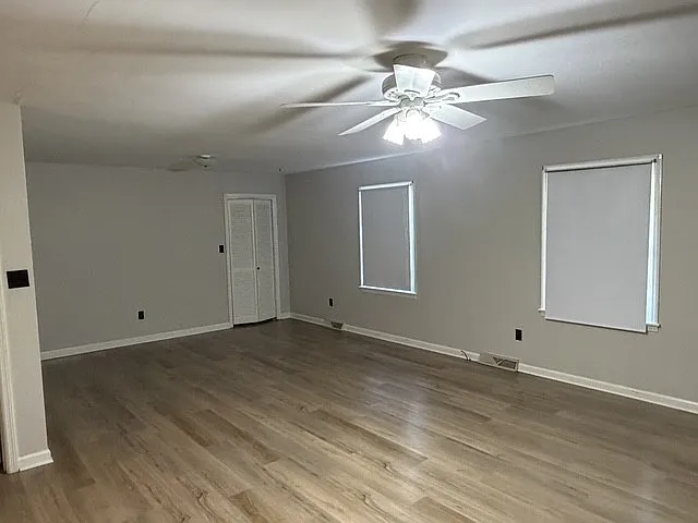 2 bed, 1.0 bath, 1175 sqft, $1,500 — Photo 3