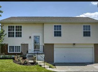 15825 Redwood St, Omaha, NE 68136