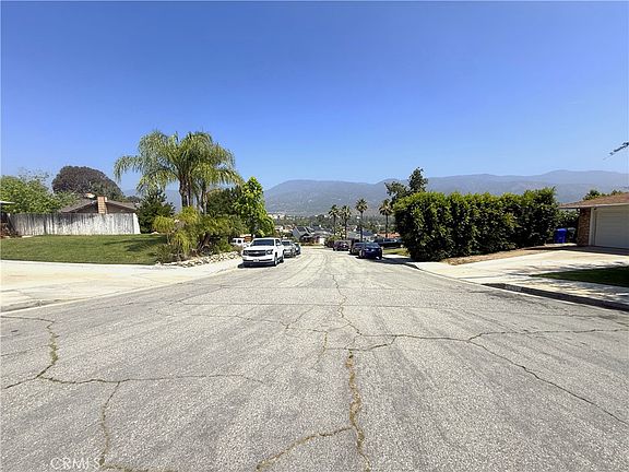 3rd image of 4328 Whitney Dr