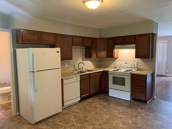 5th image of 5640 W Bertha St