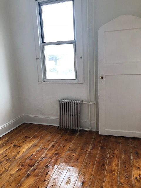 2nd image of 551 Meeker Ave #2