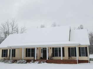 367 Halls Mill Rd, Shelbyville, TN 37160