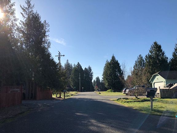 5th image of 4934 N Vista Dr E