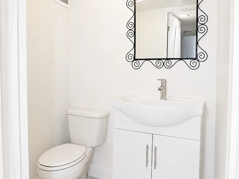 112 W 71st St #2 — Photo 10
