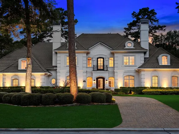 71 N Lamerie Way, The Woodlands, TX 77382