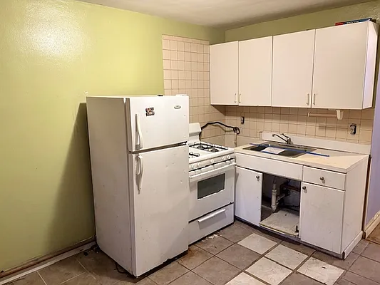 Sold by Berkshire Hathaway HomeServices Fillmore Real Estate | media 19