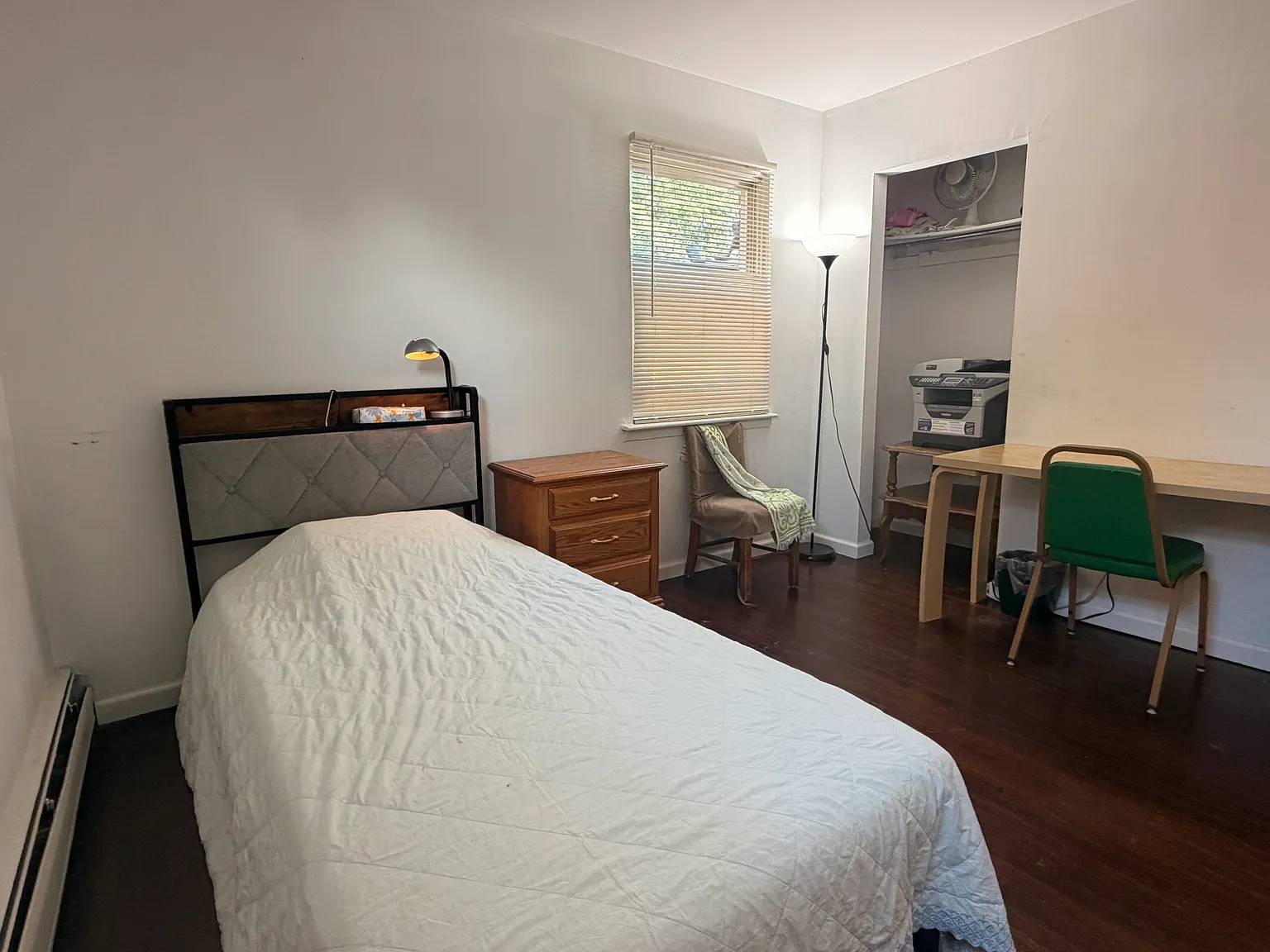 2 bed, 950 sqft, $2,400 — Photo 4