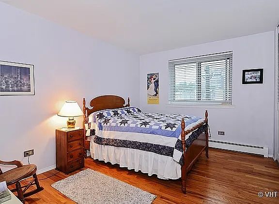 3rd image of 515 W Wrightwood Ave APT 416