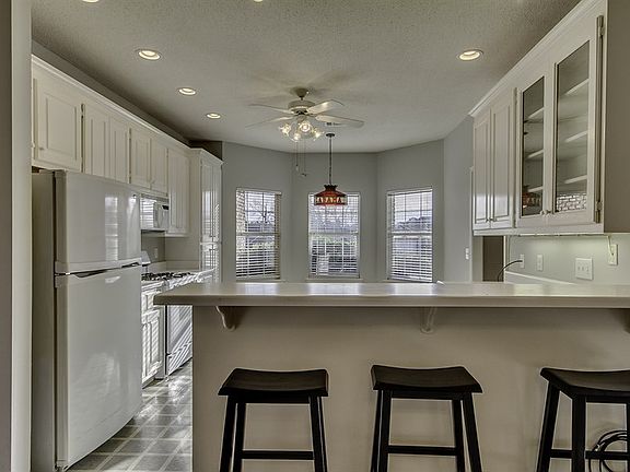 5th image of 6101 Mistywood Dr