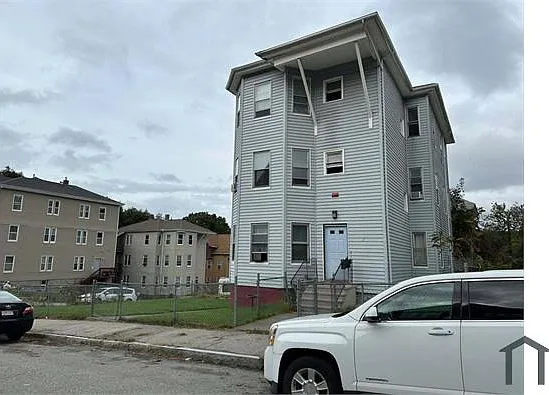 7 Sturgis St #3