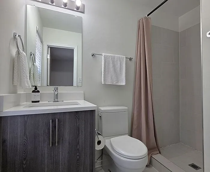 1525 Briar Creek Rd #B — Photo 11