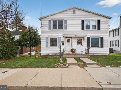 926 Broad St, Akron, PA, 17501