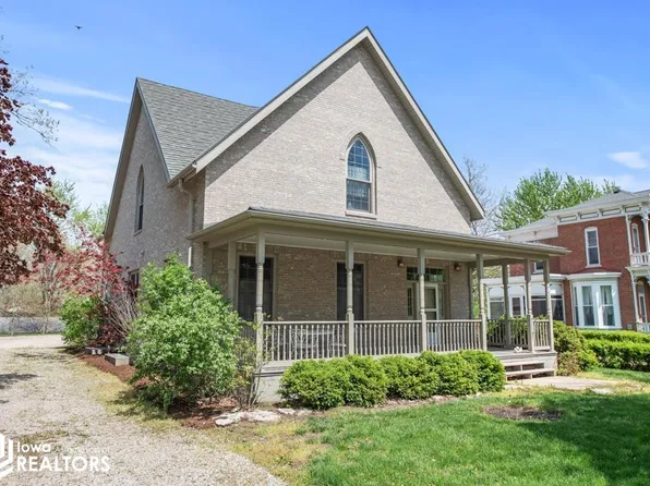 104 W North St, Bloomfield, IA 52537