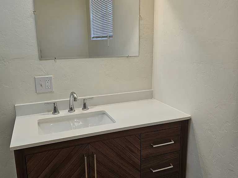 318 N Fremont Ave #2 — Photo 5