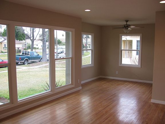 5th image of 7620 Danby Ave
