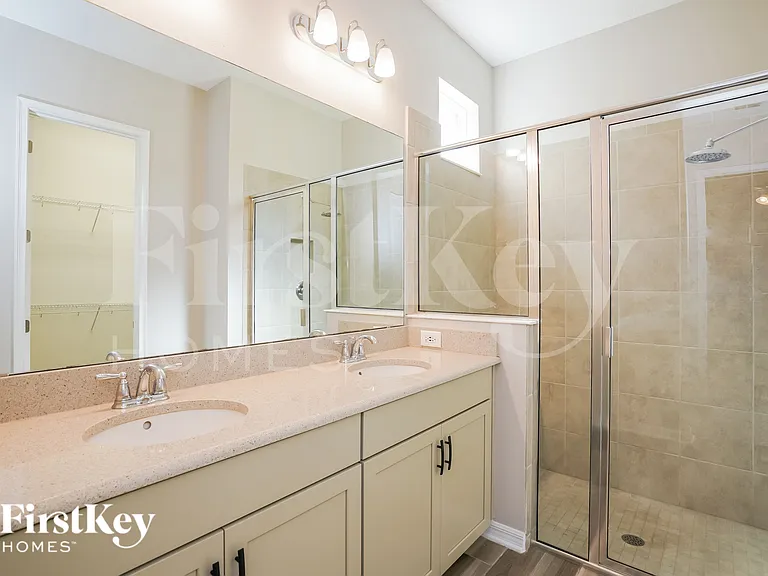 16984 Tradewind Point — Photo 10