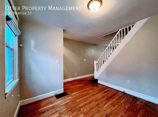 126 Manton St, Philadelphia, PA 19147
